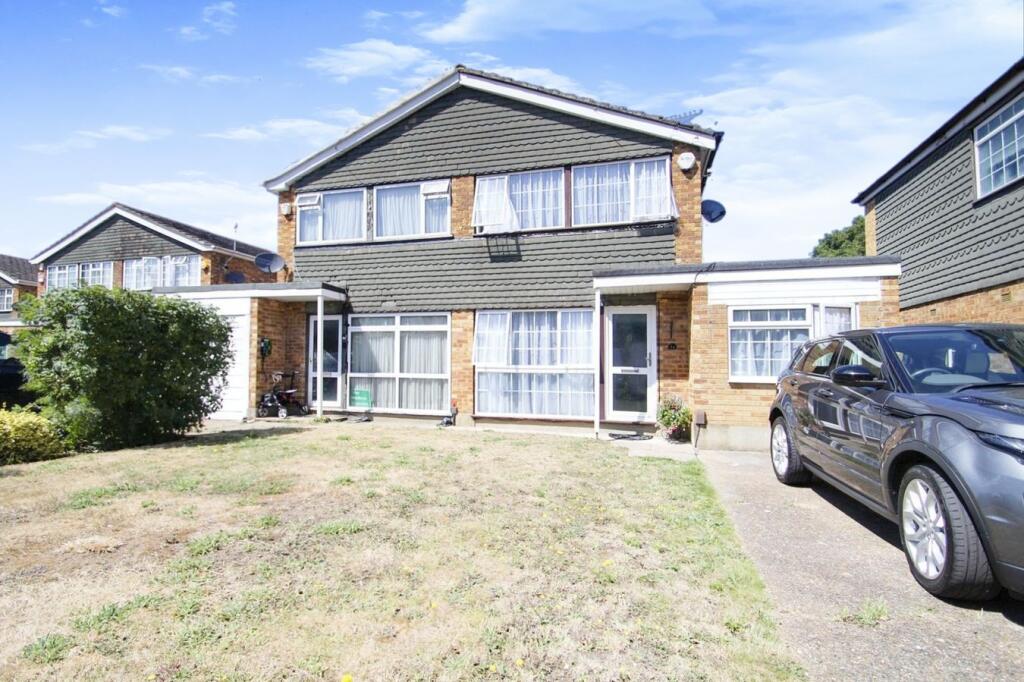3 bed Semi Detached for rent in West Drayton. From Oakwood Estates - Iver