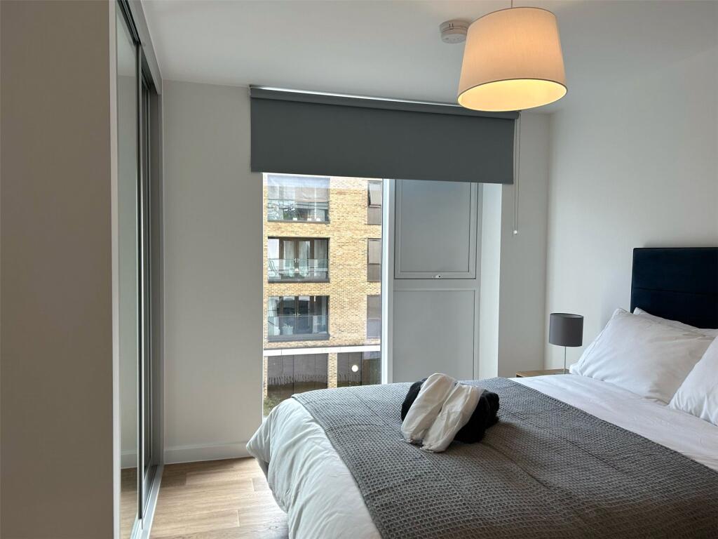 2 bed 1st Floor Flat for rent in Walton-on-Thames. From John D Wood & Co. Sales - Weybridge