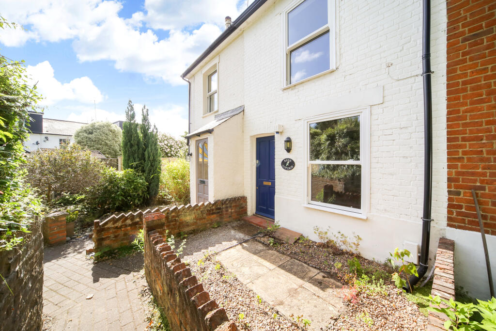 2 bed Detached for rent in Weybridge. From John D Wood & Co. Sales - Weybridge