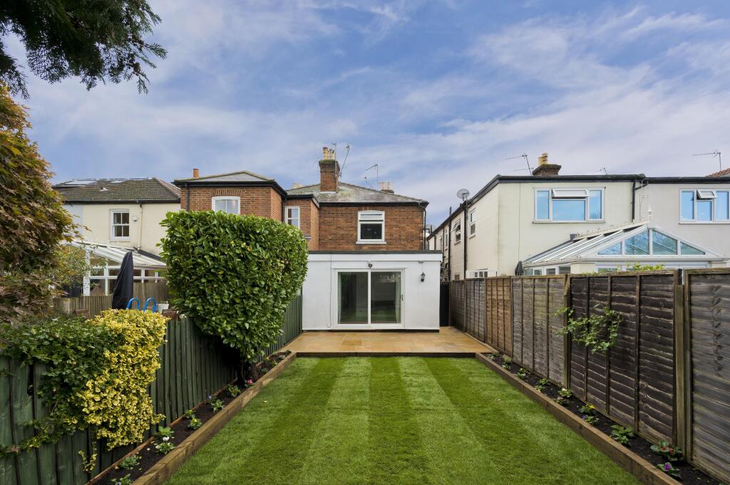 2 bed Annexe for rent in Weybridge. From John D Wood & Co. Sales - Weybridge