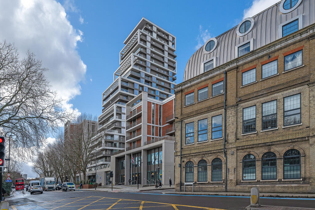 3 bed Flat for rent in Battersea. From John D Wood & Co - Wandsworth