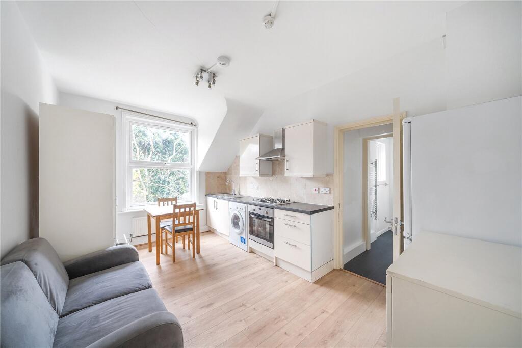 1 bed 1st Floor Flat for rent in London. From John D Wood & Co. Sales - Wandsworth