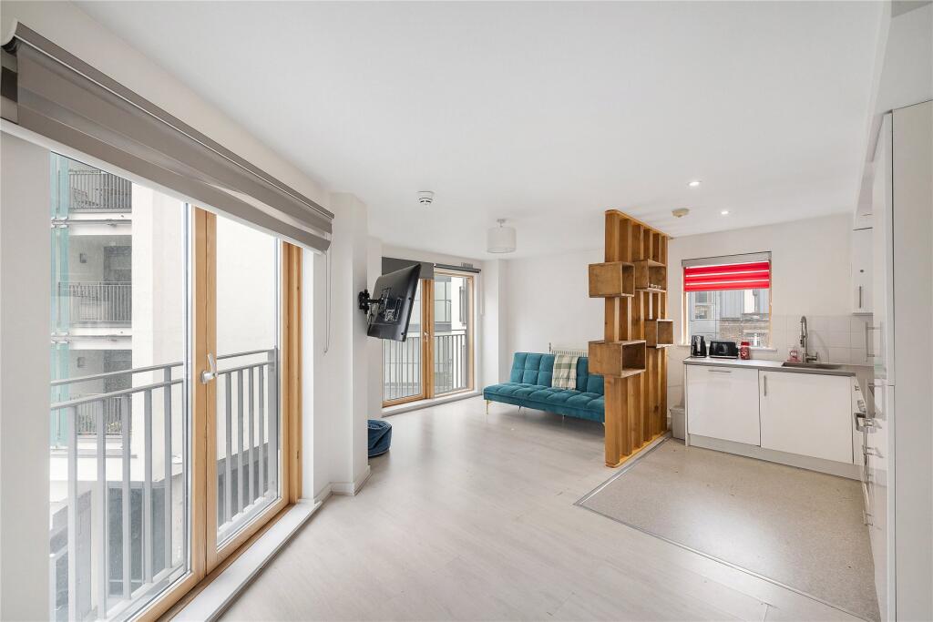 1 bed 1st Floor Flat for rent in Wandsworth. From John D Wood & Co. Sales - Wandsworth
