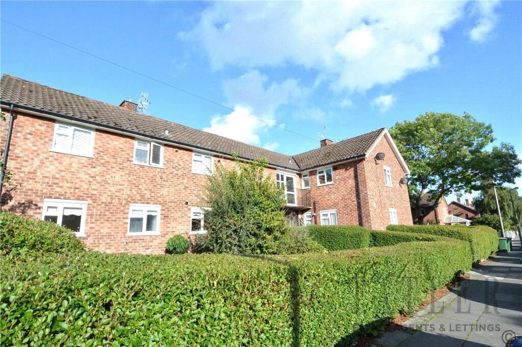 2 bed 1st Floor Flat for rent in Greasby. From Karl Tatler Estate Agents - Greasby 2 bed 1st Floor Flat for rent in Greasby. From Karl Tatler Estate Agents - Greasby