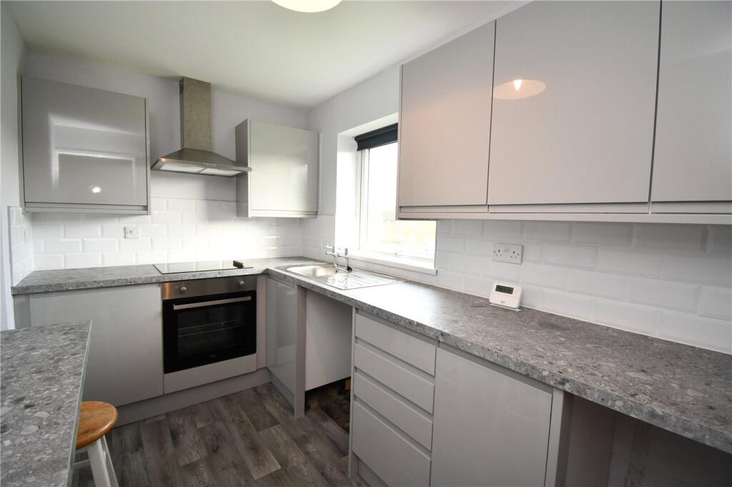 2 bed 1st Floor Flat for rent in Greasby. From Karl Tatler Estate Agents - Greasby 2 bed 1st Floor Flat for rent in Greasby. From Karl Tatler Estate Agents - Greasby