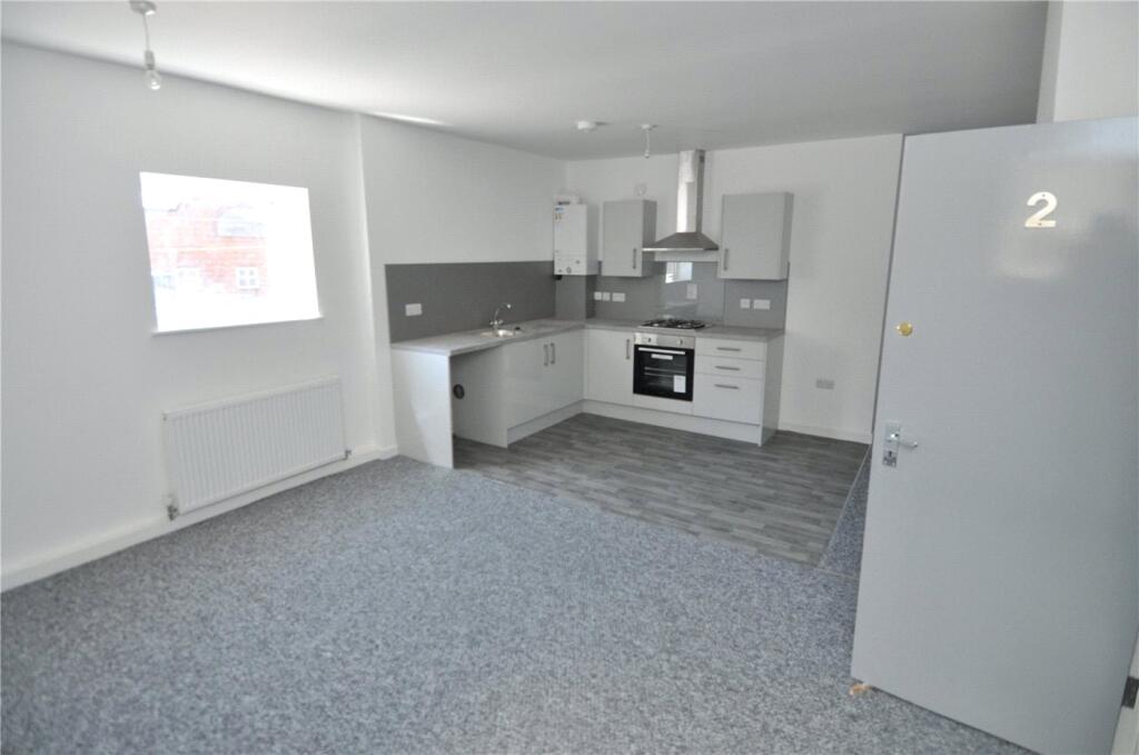 2 bed 1st Floor Flat for rent in Heswall. From Karl Tatler Estate Agents - Heswall