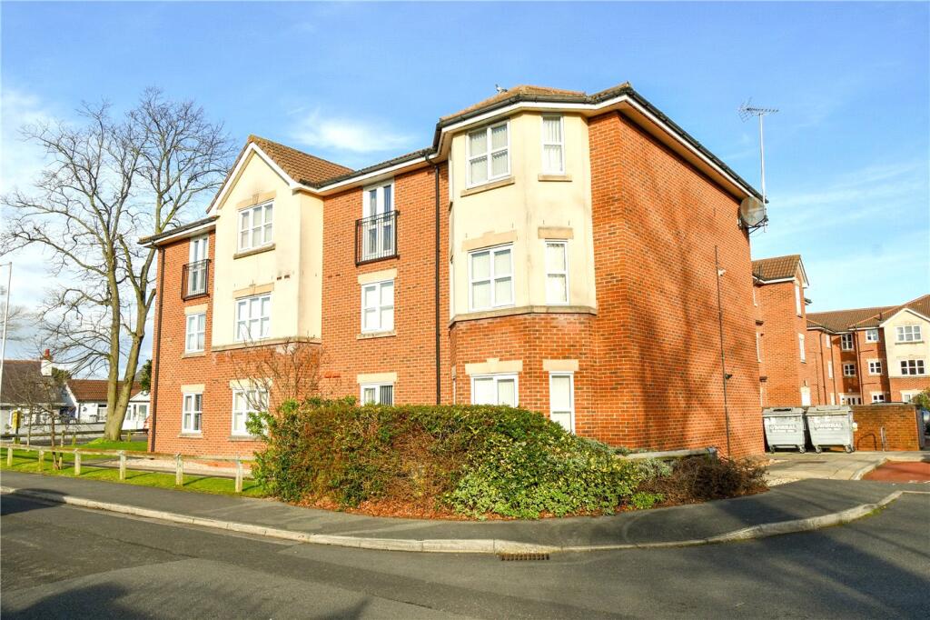 2 bed 1st Floor Flat for rent in Greasby. From Karl Tatler Estate Agents - Moreton 2 bed 1st Floor Flat for rent in Greasby. From Karl Tatler Estate Agents - Moreton