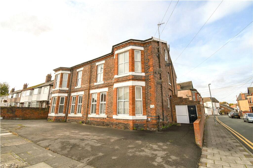 1 bed 1st Floor Flat for rent in Storeton. From Karl Tatler Estate Agents - Prenton