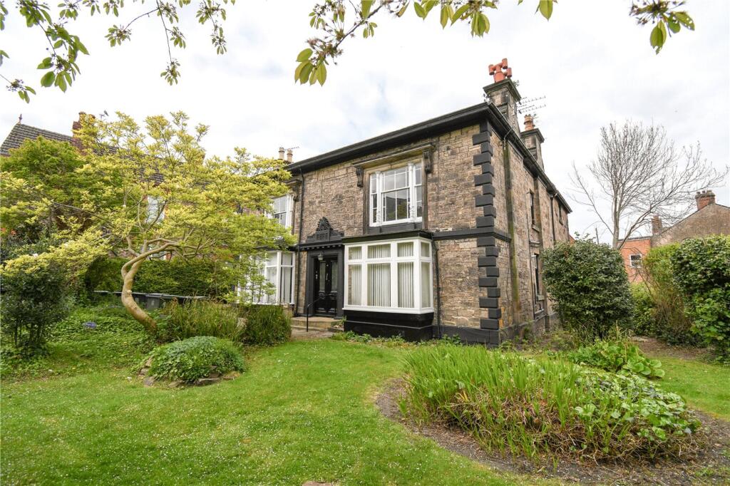 1 bed 1st Floor Flat for rent in Birkenhead. From Karl Tatler Estate Agents - Prenton