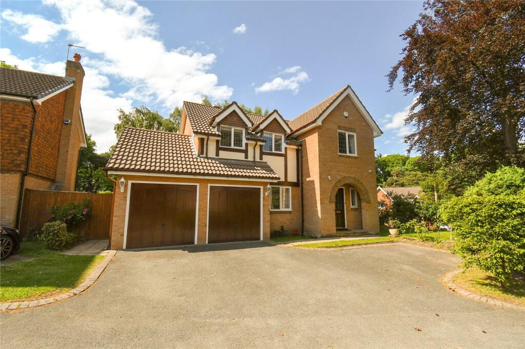 5 bed Detached for rent in Greasby. From Karl Tatler Estate Agents - Prenton 5 bed Detached for rent in Greasby. From Karl Tatler Estate Agents - Prenton
