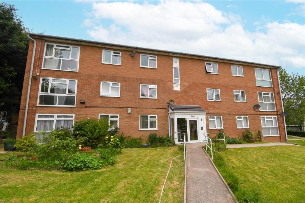 2 bed 1st Floor Flat for rent in Birkenhead. From Karl Tatler Estate Agents - Prenton
