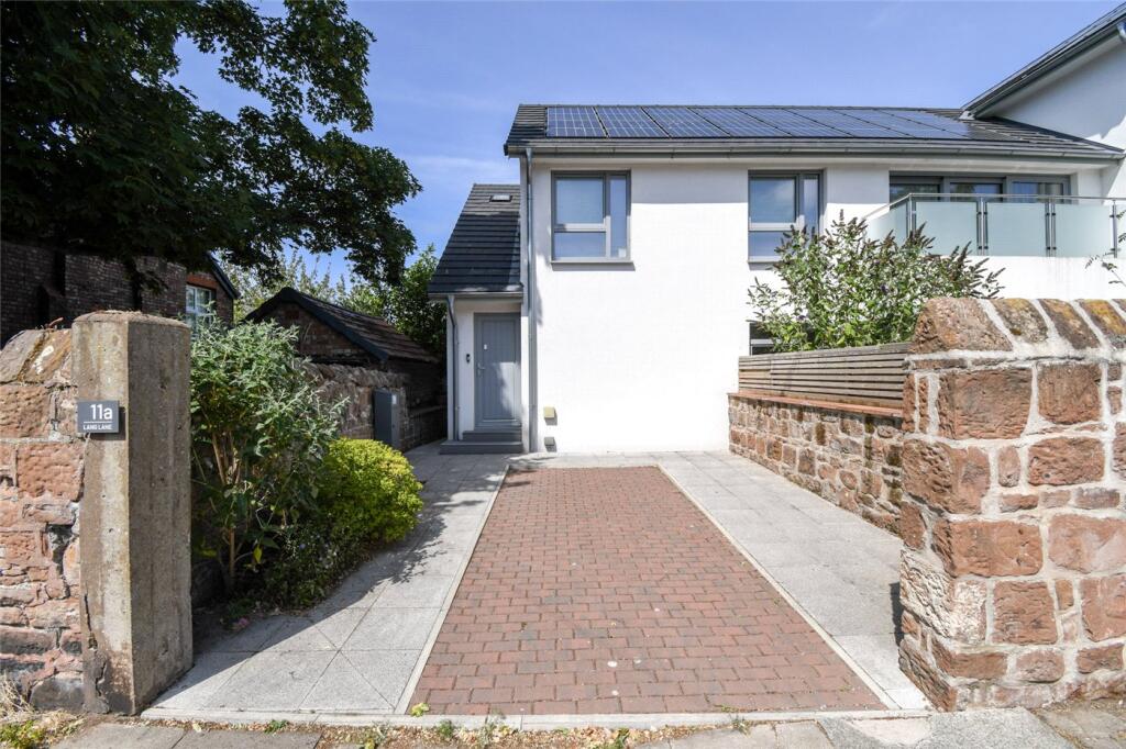 2 bed Apartment for rent in West Kirby. From Karl Tatler Estate Agents - West Kirby