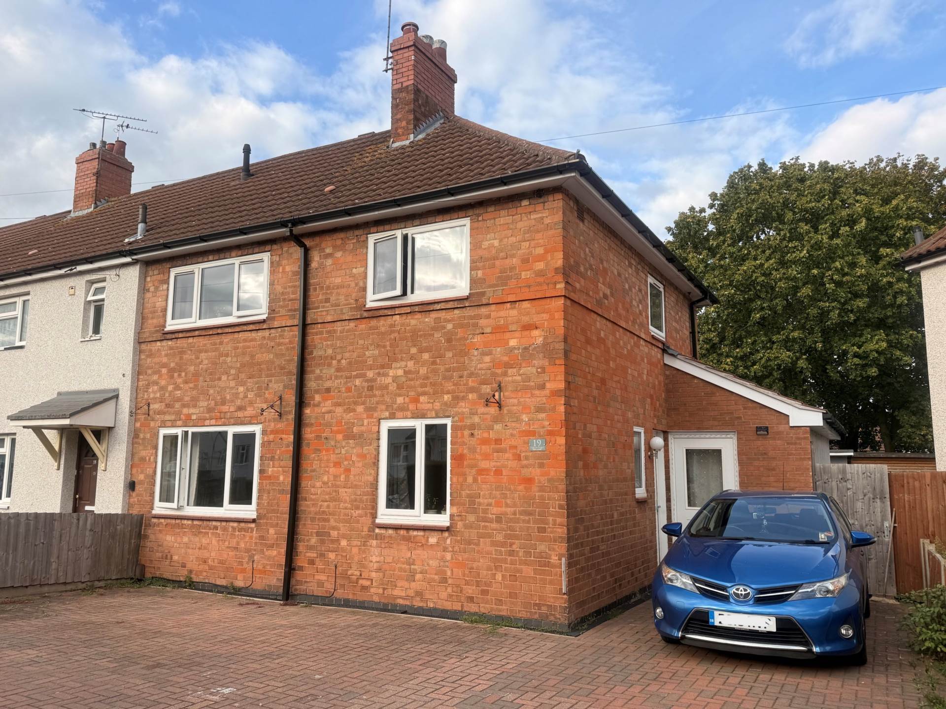 3 bed Semi Detached for rent in Leicester. From Charles Derby Estates - Leicester