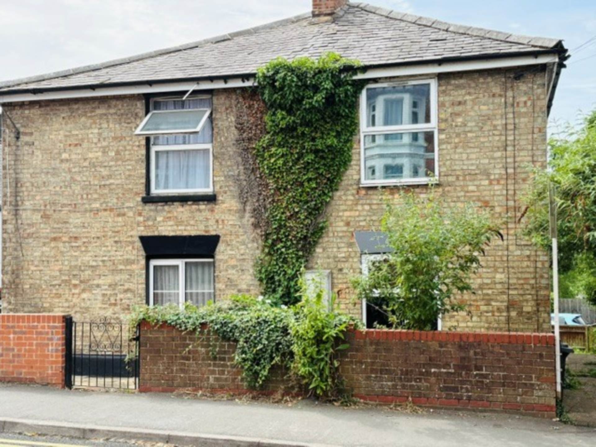 1 bed 1st Floor Flat for rent in High Wycombe. From Eden Sales & Lettings - High Wycombe