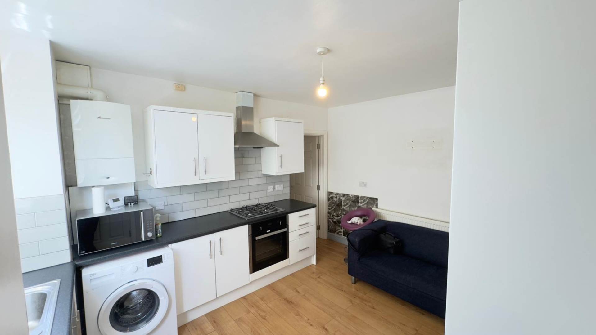 4 bed Semi Detached for rent in High Wycombe. From Eden Sales & Lettings - High Wycombe 4 bed Semi Detached for rent in High Wycombe. From Eden Sales & Lettings - High Wycombe