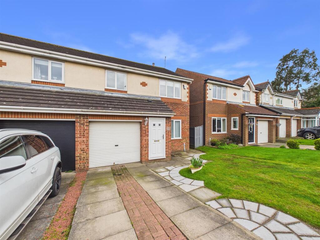 3 bed Semi Detached for rent in Tynemouth. From Brannen & Partners - Whitley Bay