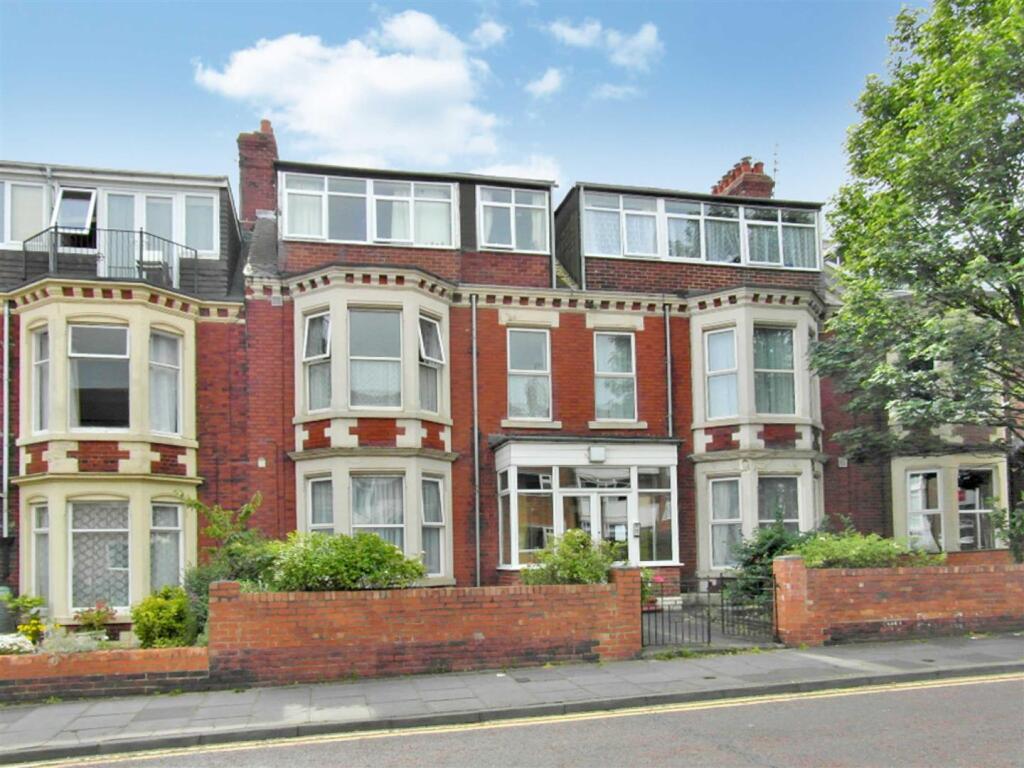 3 bed Apartment for rent in Whitley Bay. From Brannen & Partners - Whitley Bay 3 bed Apartment for rent in Whitley Bay. From Brannen & Partners - Whitley Bay