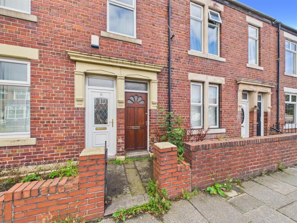 3 bed Apartment for rent in Meadow Well. From Brannen & Partners - Whitley Bay