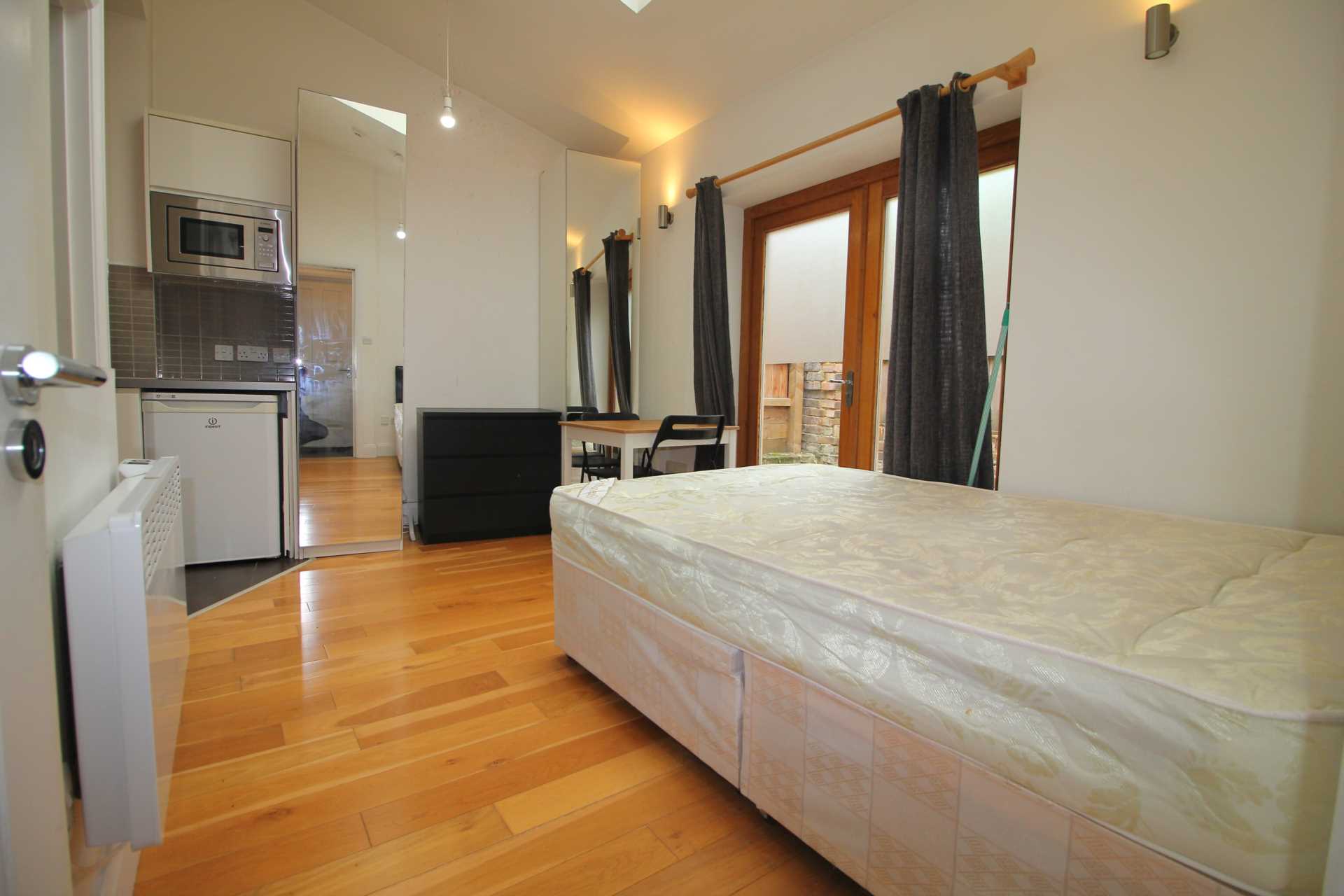 0 bed Studio for rent in London. From iProperties Ltd