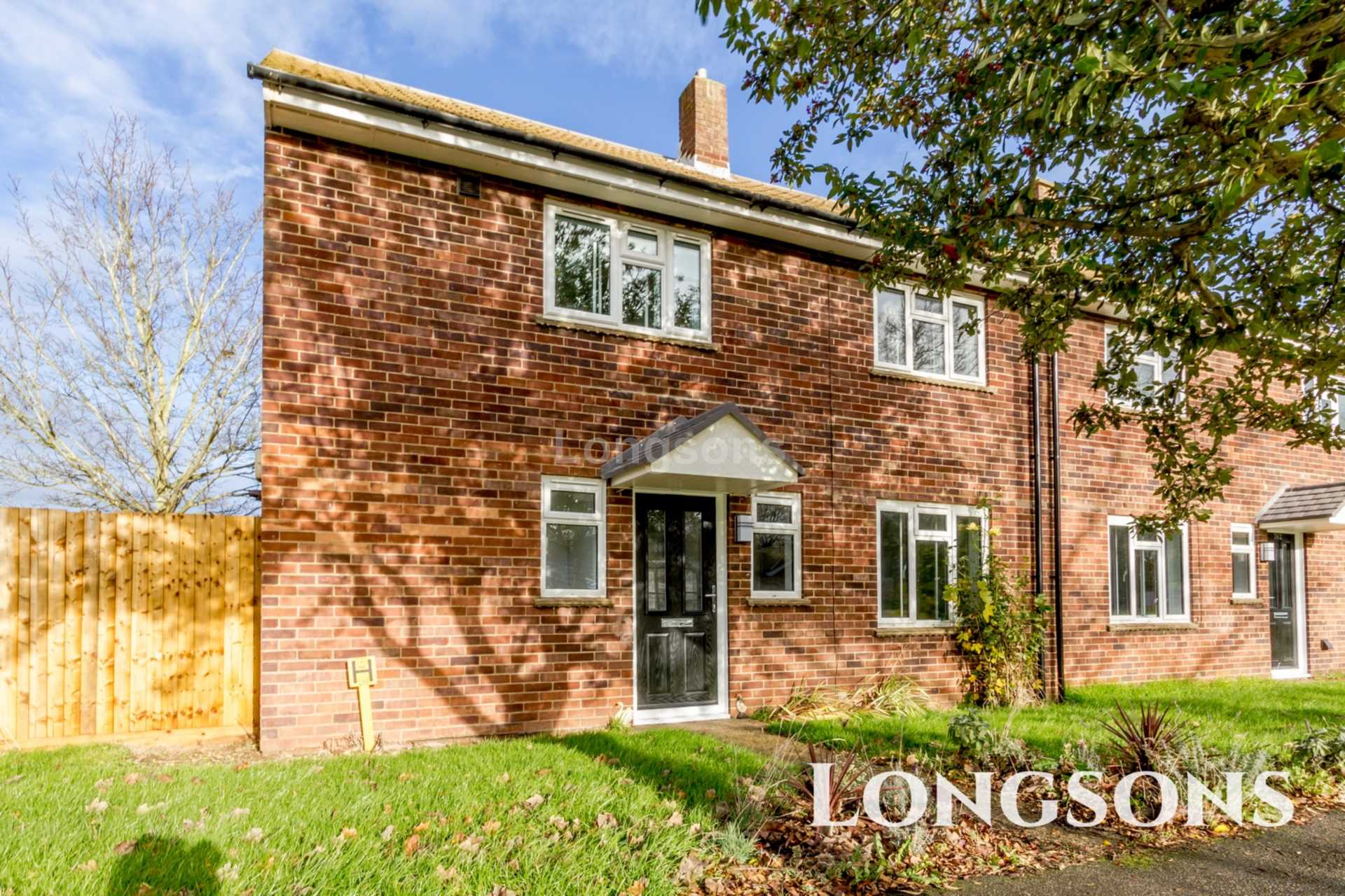 3 bed End Terraced House for rent in Kings Lynn. From Longsons - Swaffham