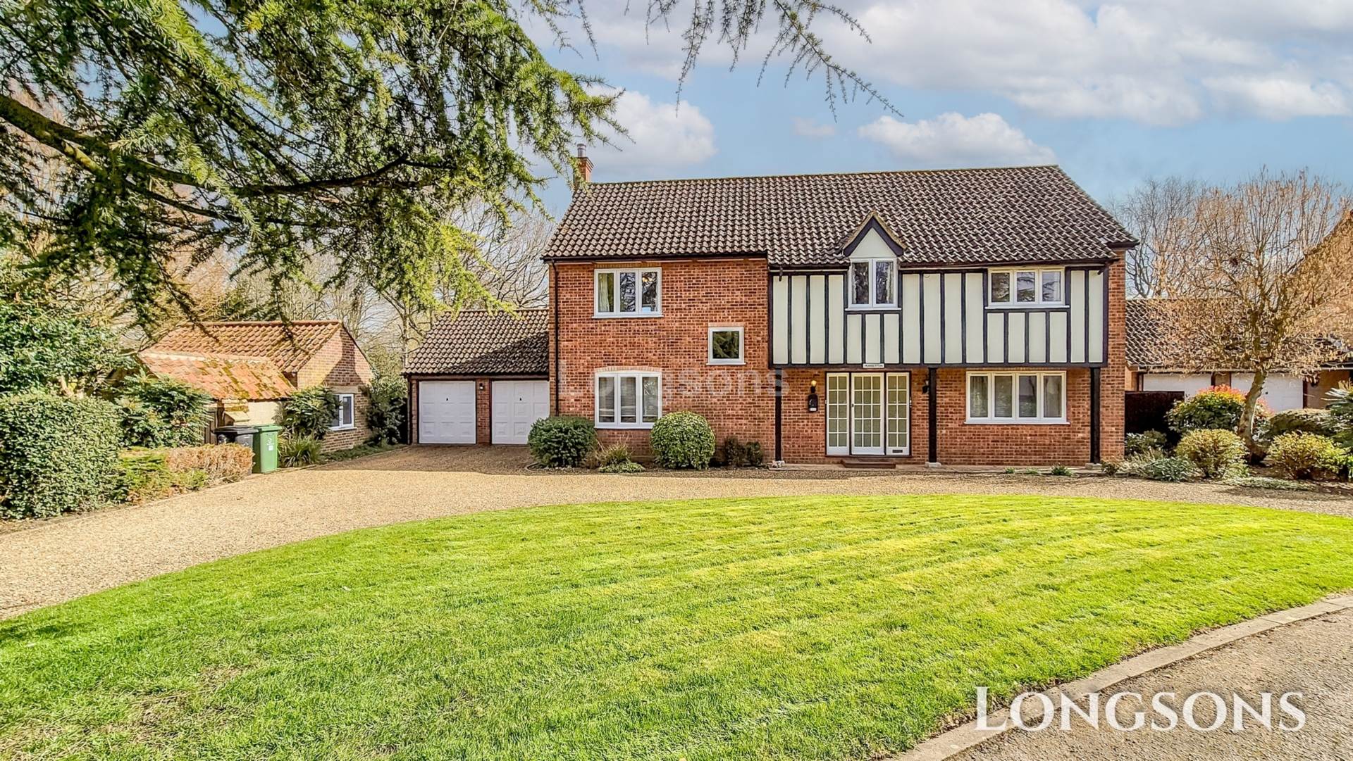 2 bed 1st Floor Flat for rent in Swaffham. From Longsons - Swaffham