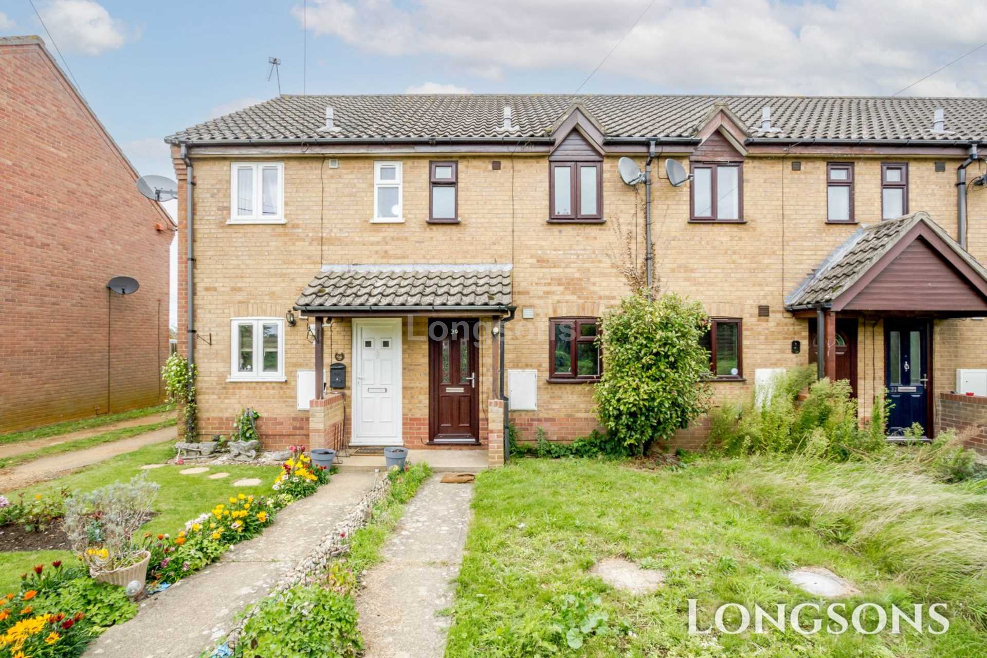 2 bed Mid Terraced House for rent in Kings Lynn. From Longsons - Swaffham