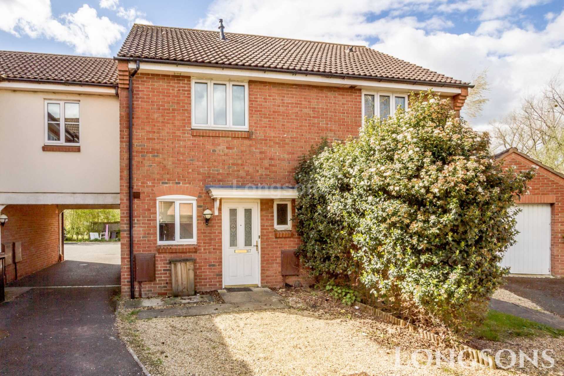 2 bed Mid Terraced House for rent in Kings Lynn. From Longsons - Swaffham