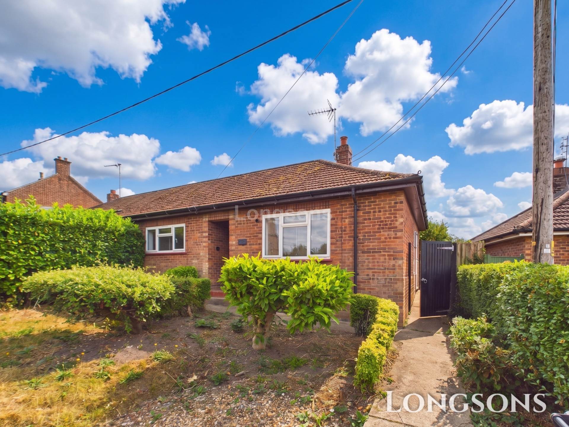 2 bed Semi-detached bungalow for rent in Thetford. From Longsons - Swaffham 2 bed Semi-detached bungalow for rent in Thetford. From Longsons - Swaffham