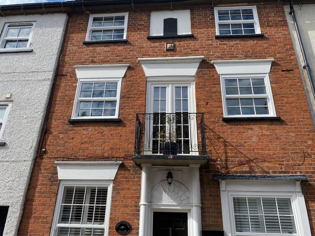 2 bed Mid Terraced House for rent in Brewood. From Dourish & Day - Stafford 2 bed Mid Terraced House for rent in Brewood. From Dourish & Day - Stafford