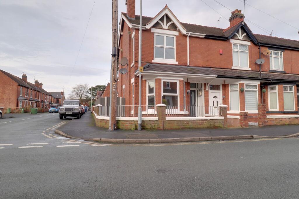 3 bed End of Terrace for rent in Stafford. From Dourish & Day - Stafford