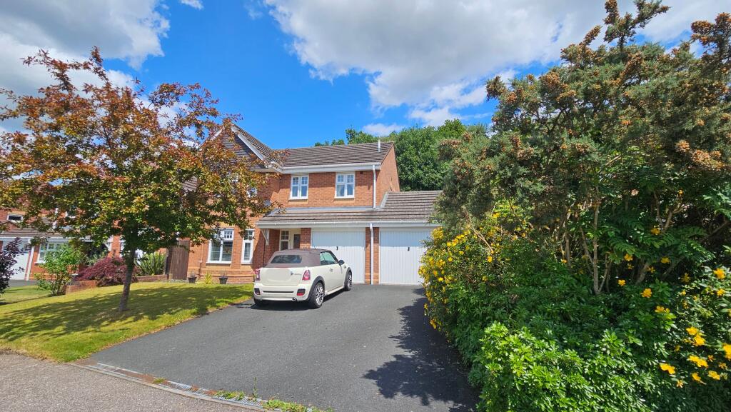 4 bed Detached for rent in Loggerheads. From Dourish & Day - Stafford 4 bed Detached for rent in Loggerheads. From Dourish & Day - Stafford