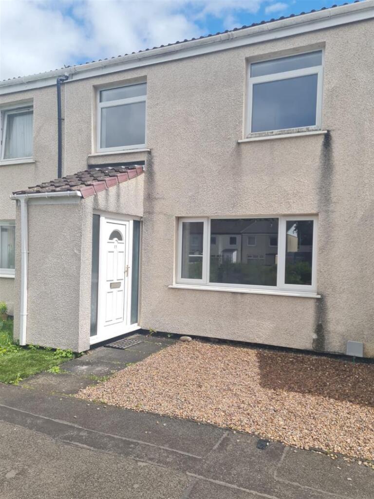 3 bed Mid Terraced House for rent in Kilwinning. From Hovepark Lettings - Saltcoats