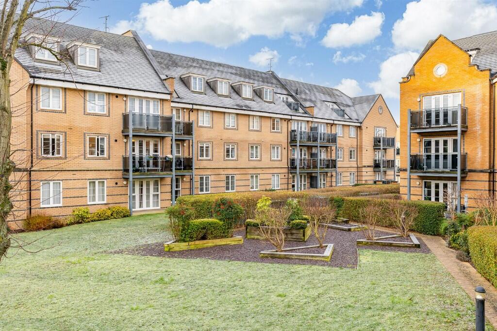 2 bed House (unspecified) for rent in Bayford. From Morgan Alexander - Hertford 2 bed House (unspecified) for rent in Bayford. From Morgan Alexander - Hertford