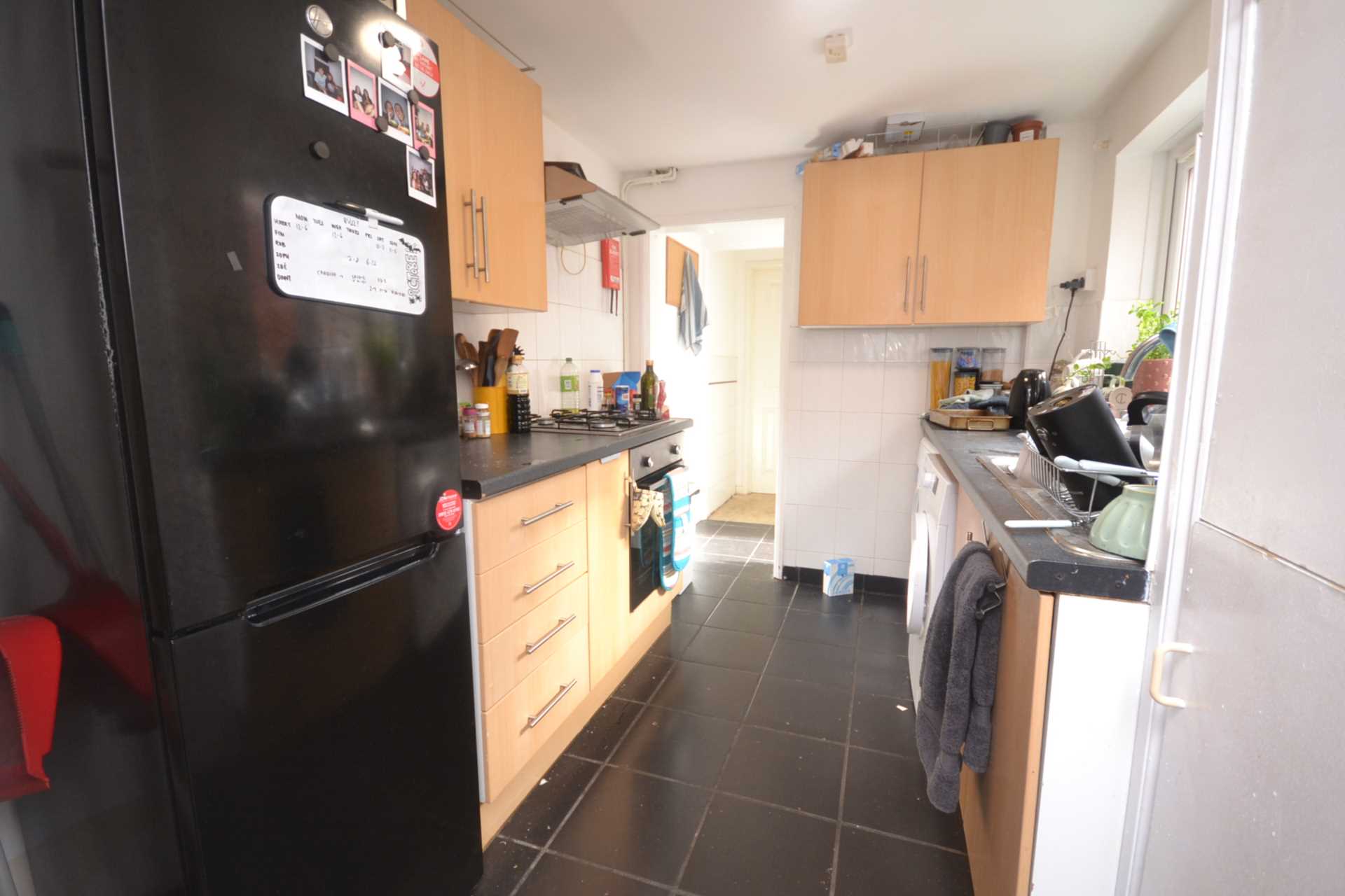 6 bed Mid Terraced House for rent in Reading. From Westgate Students