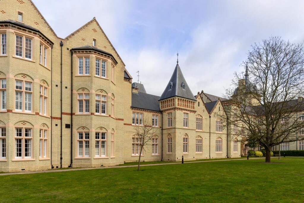 2 bed Apartment for rent in Stotfold. From Charter Whyman - Letchworth