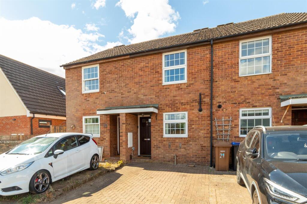 2 bed Detached for rent in Baldock. From Charter Whyman - Letchworth