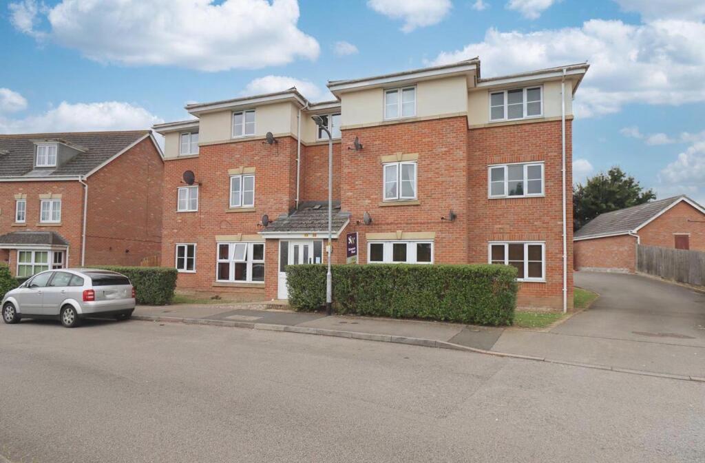 2 bed Apartment for rent in Corby. From Chris George The Estate Agent - Kettering