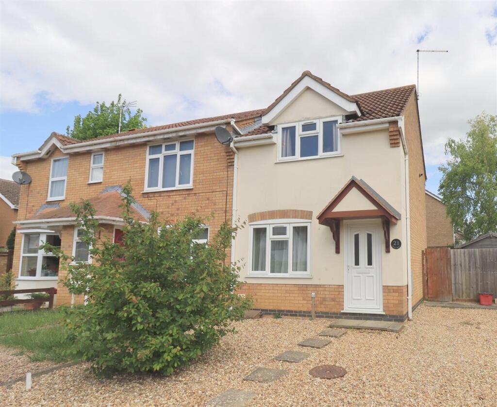 2 bed Semi Detached for rent in Burton Latimer. From Chris George The Estate Agent - Kettering