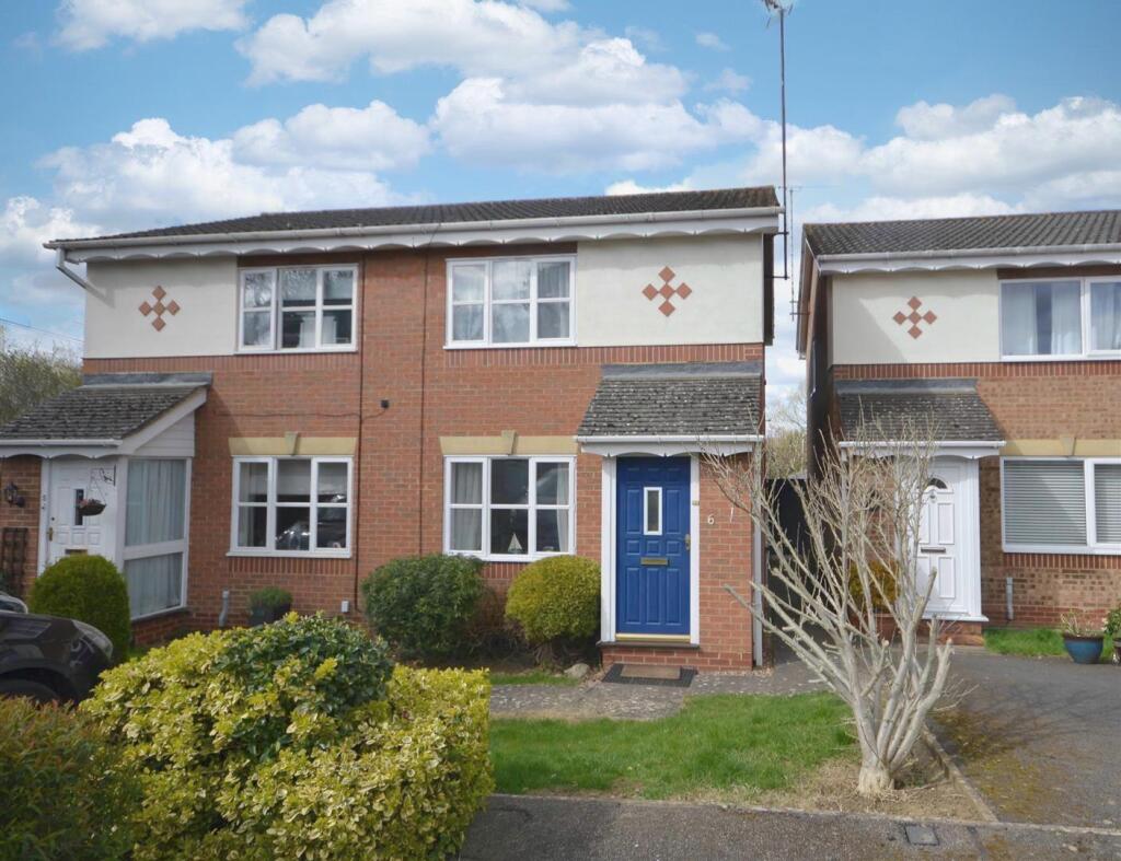 2 bed Semi Detached for rent in Kettering. From Chris George The Estate Agent - Kettering