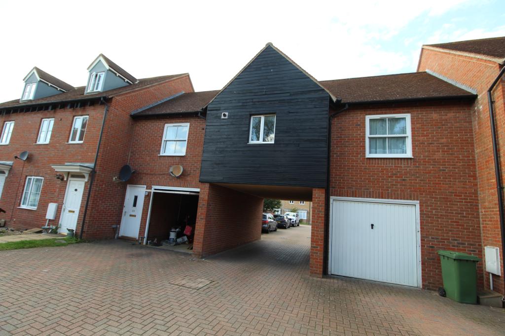 2 bed Coach House for rent in Cambourne. From HC Property Lettings 2 bed Coach House for rent in Cambourne. From HC Property Lettings