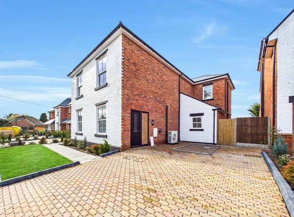 5 bed Detached for rent in Stoke. From Anthony Martin Estate Agents 5 bed Detached for rent in Stoke. From Anthony Martin Estate Agents