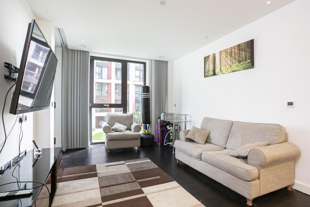 2 bed Apartment for rent in London. From Garton Jones - Nine Elms