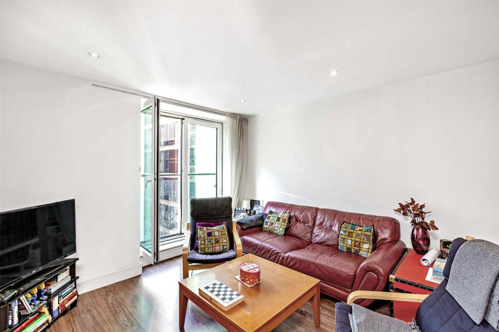 3 bed Apartment for rent in Bermondsey. From Garton Jones - Nine Elms 3 bed Apartment for rent in Bermondsey. From Garton Jones - Nine Elms
