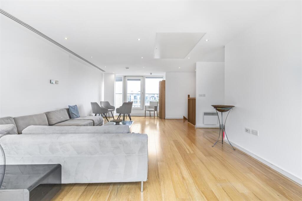 2 bed Apartment for rent in Bermondsey. From Garton Jones - Nine Elms