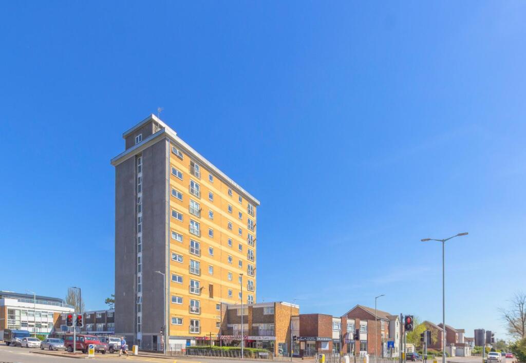 2 bed Apartment for rent in Wormley West End. From Anthony Lettings - Hertford