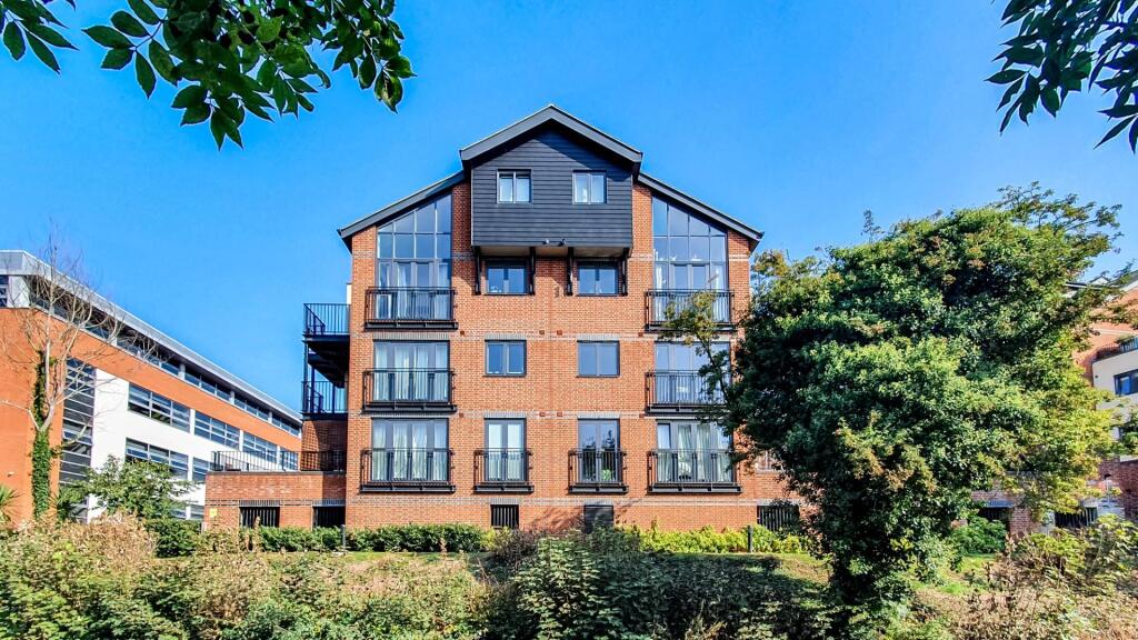 2 bed Apartment for rent in Thorley Street. From Anthony Lettings Ltd