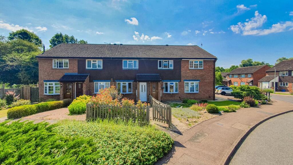 2 bed Mid Terraced House for rent in Hertford. From Anthony Lettings Ltd