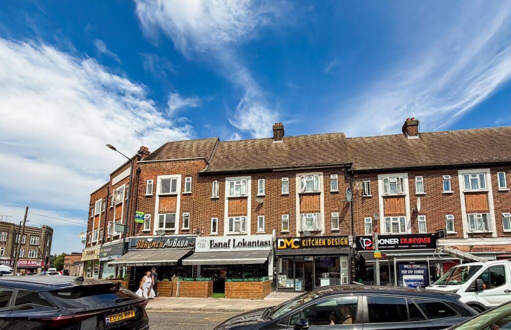 2 bed Apartment for rent in Sewardstone. From Anthony Lettings Ltd