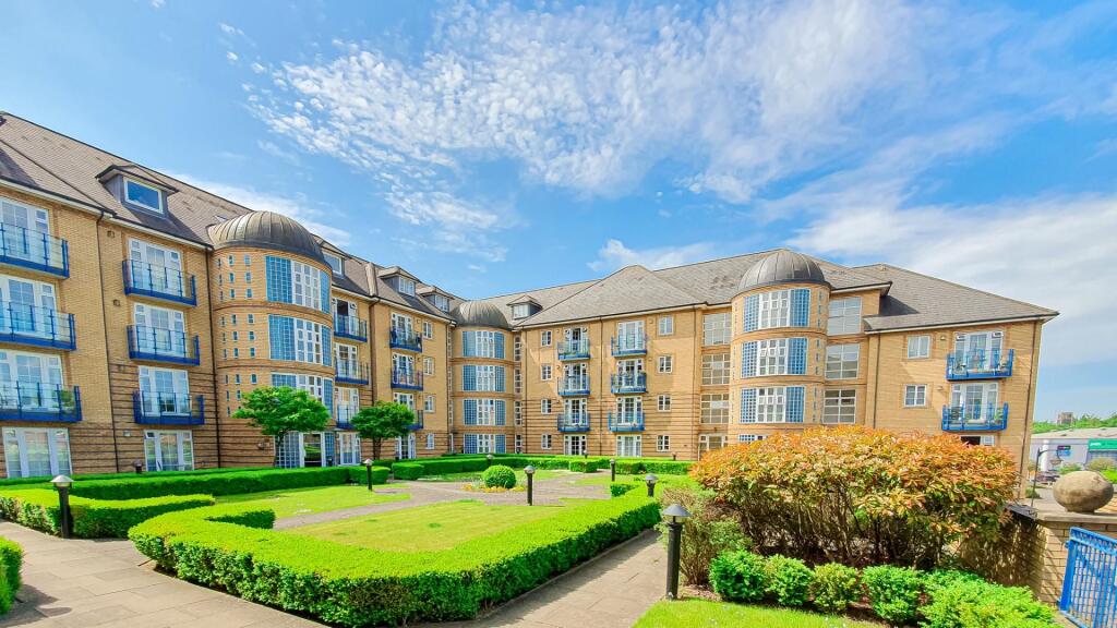 2 bed Apartment for rent in Hertford Heath. From Anthony Lettings Ltd