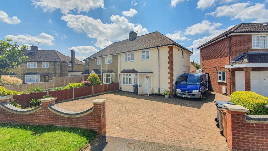 1 bed Apartment for rent in Stanstead Abbotts. From Anthony Lettings Ltd